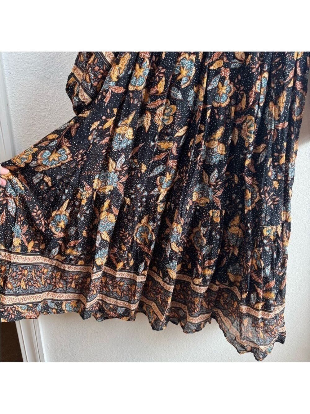EVEREVE + SUNDRY ‘Felicity’ Prairie Maxi Dress - Picture 10 of 13
